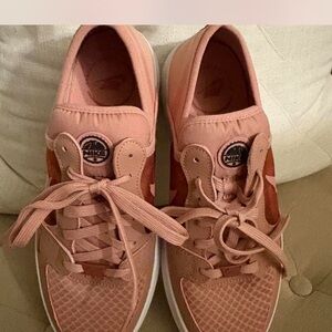 Nike Women's Blush Pink Sneakers